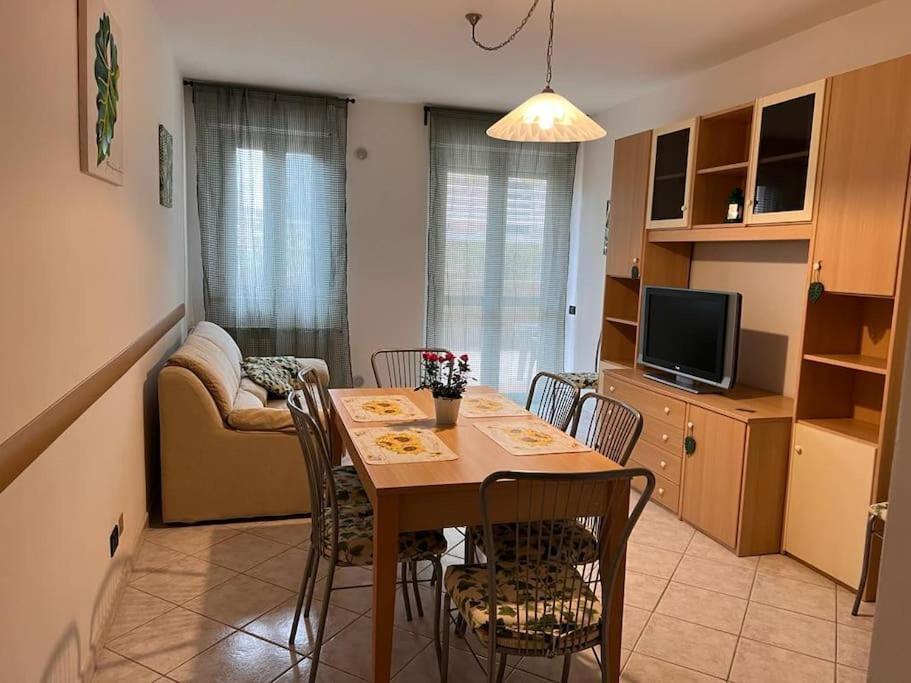 Appartamento Tranquillo Con Patio E Piscina La Caduta Esterno foto