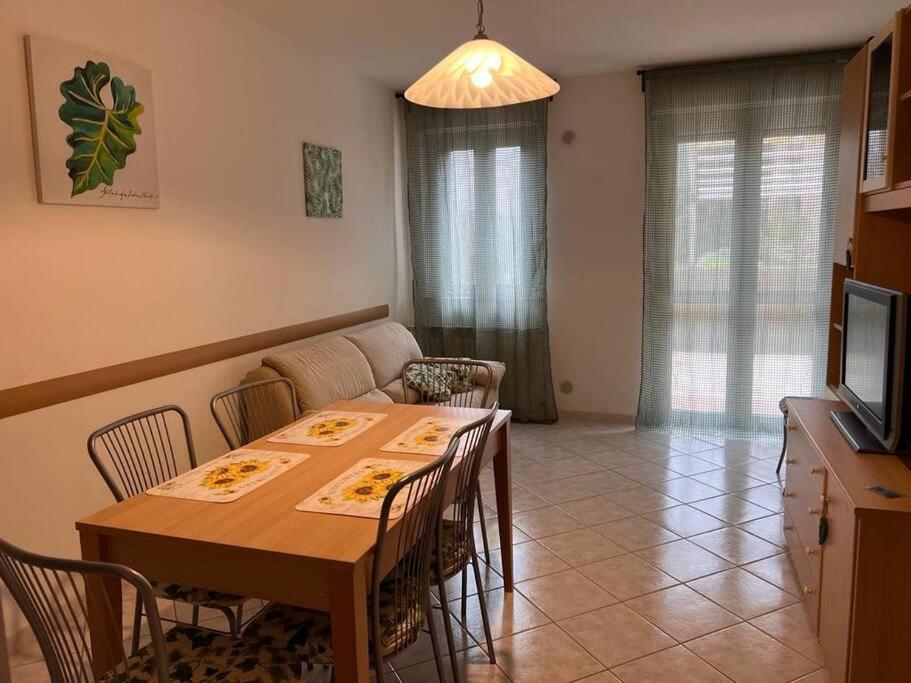 Appartamento Tranquillo Con Patio E Piscina La Caduta Esterno foto